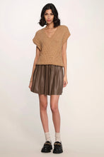 heartloom sleeveless brown knit sweater vest 