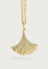 Ginkgo Pendent Necklace