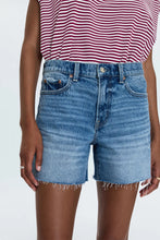 Kennedy Mid Rise Short